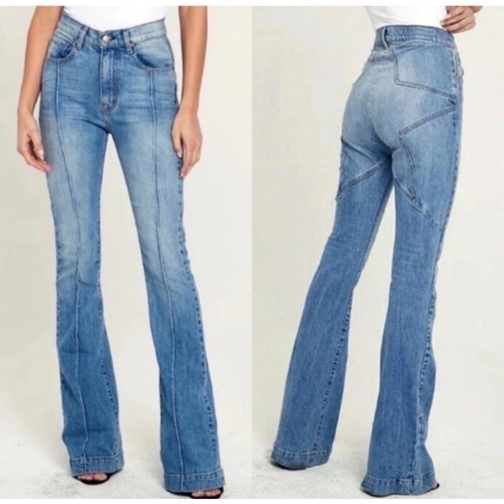 REVICE Venus Mid Rise Star Butt Patch Medium Wash Denim Flare Jeans Blue 30